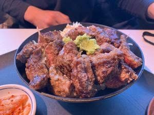 とり焼肉カルビ家