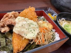 シンショー製麺 うどん なべちゃん ザモール春日店