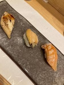 鮨はくと