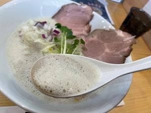 三羽鴉 大和八木店