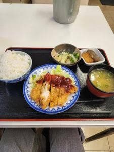 鯉城食堂