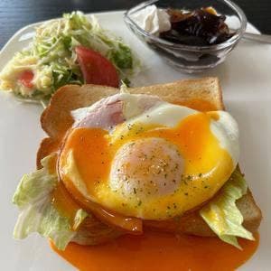 カフェ ルトンヌ