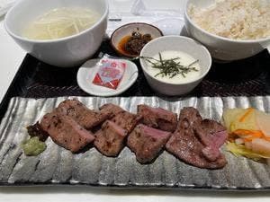 牛タンレストラン陣中 仙台国際空港店