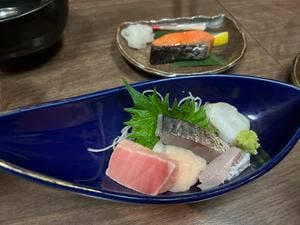 新潟料理と旬の食材 だしや