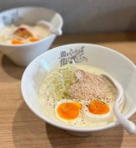 鶏をくらわば骨まで愛して。