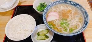 たつみ食堂