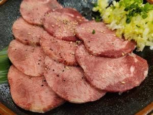 焼肉＆ホルモン酒場 JAPANESE BBQ エンジョイ