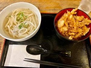 昆ぶ家 新宿三丁目店