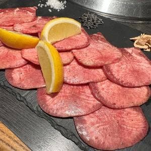 麻布ホルモン舗