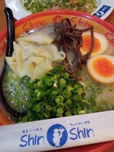博多純情らーめん Shin Shin アミュプラザ小倉店