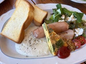 Kitchen&cafe ツユハル