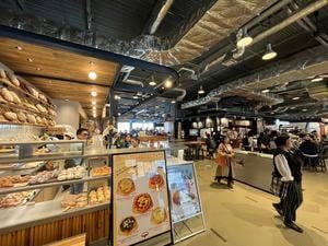 溶岩窯パン工房 ブロートバウム よこすかポートマーケット店
