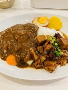 根津カレー ラッキー