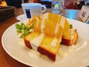 CAFE & RESTAURANT BRICK