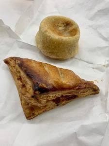 ベーカリーラウンジ沢村 中目黒