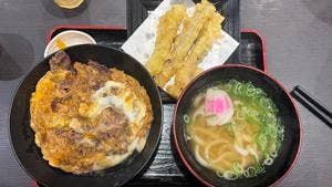 資さんうどん 中津店