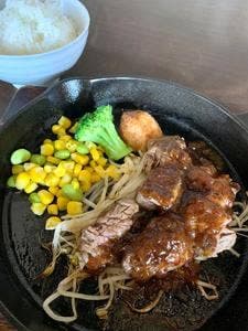 近江牛ステーキとがぶ飲みワイン ニクバルモダンミール 大津店