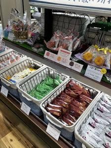 ありあけ本館 ハーバーズムーン CIAL横浜店