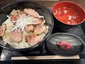 四文屋 函館五稜郭店