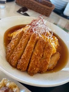 クラウンカントリークラブ レストラン