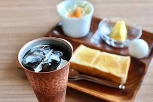 パナリ CAKE&CAFE