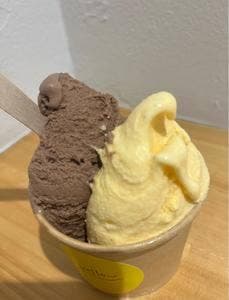 たまごとジェラートのお店 yellow