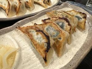 ゴールデン餃子唐揚げ専門店溜池山王店