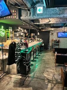 シーシャ&バー Cim
