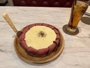 シカゴピザ&スフレオムレツ Meat&Cheese ARK 2nd 新宿店