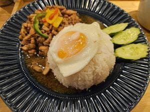 タイレストラン CHADA
