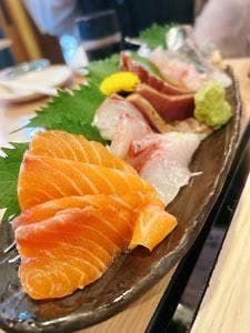 魚の四文屋
