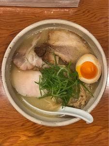 臥龍