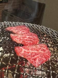 極み焼肉ホルモン 清司