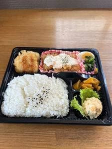 おべんとうの旬菜屋 三佐店