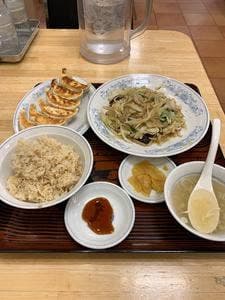 ぎょうざの満州 小手指南口店
