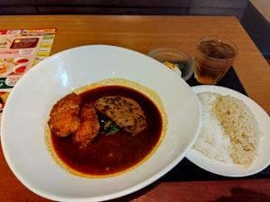 札幌スープカレー本舗 スパイスピエロ鶴見駅前店