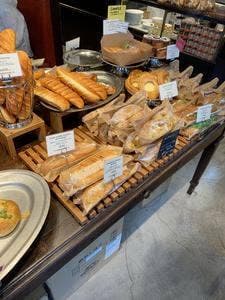 AUX BACCHANALES 東山