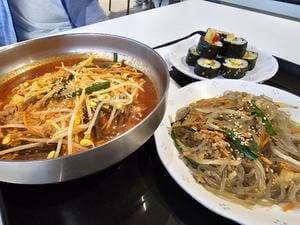 徳山食堂 エアポートウォーク名古屋