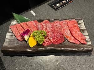 焼肉うし