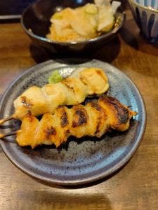 焼肉ホルモン 六