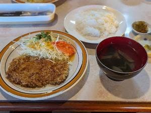 レストラン四季