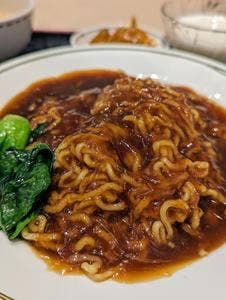 賛田飯店