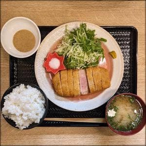 豚と魚藍カタ