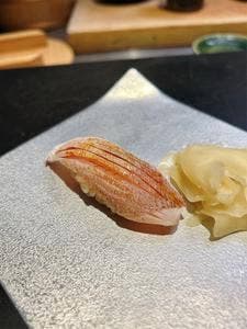 鮨 白銀
