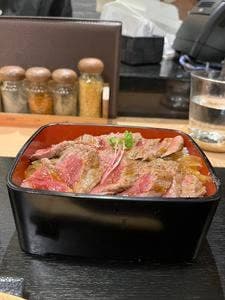 肉重 ロマン亭 阪急三番街店