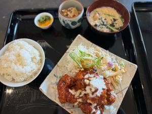 食堂ワサンボン