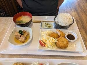 リバーサイドキッチン あきつ