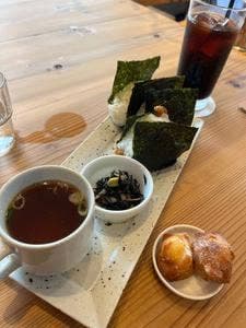 CHARI-CAFE POTTER