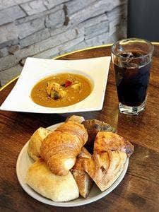 MAISON KAYSER 幕張店