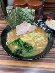 横浜家系ラーメン 教道家